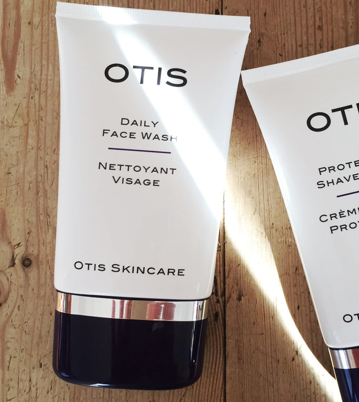 Ingredient Spotlight: What is Lactic Acid? And What Does it Do for Your Skin?