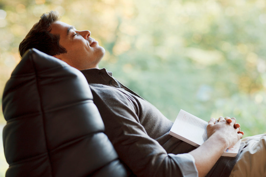 Power Naps: 10 Benefits (glowing skin is one of them) | Otis Skincare